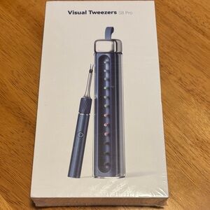 Visual tweezers for ear canal